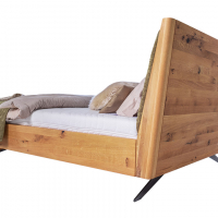 Demadra solid wood bed in wild oak or wild core beech. Each piece is unique thanks to the unique grain pattern.