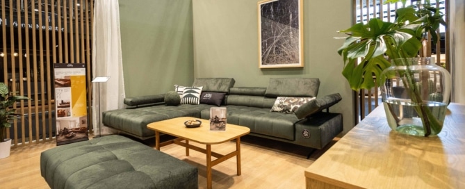 Couch RAIMO auf der Wohnen&Interieur2025